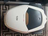 Odkurzacz  AEG Silence VX82-1-ALR w bdb stanie, nowy silnik