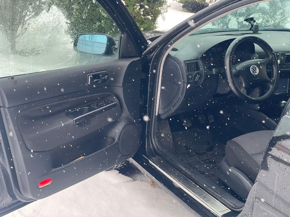 Продам Volkswagen Golf 4