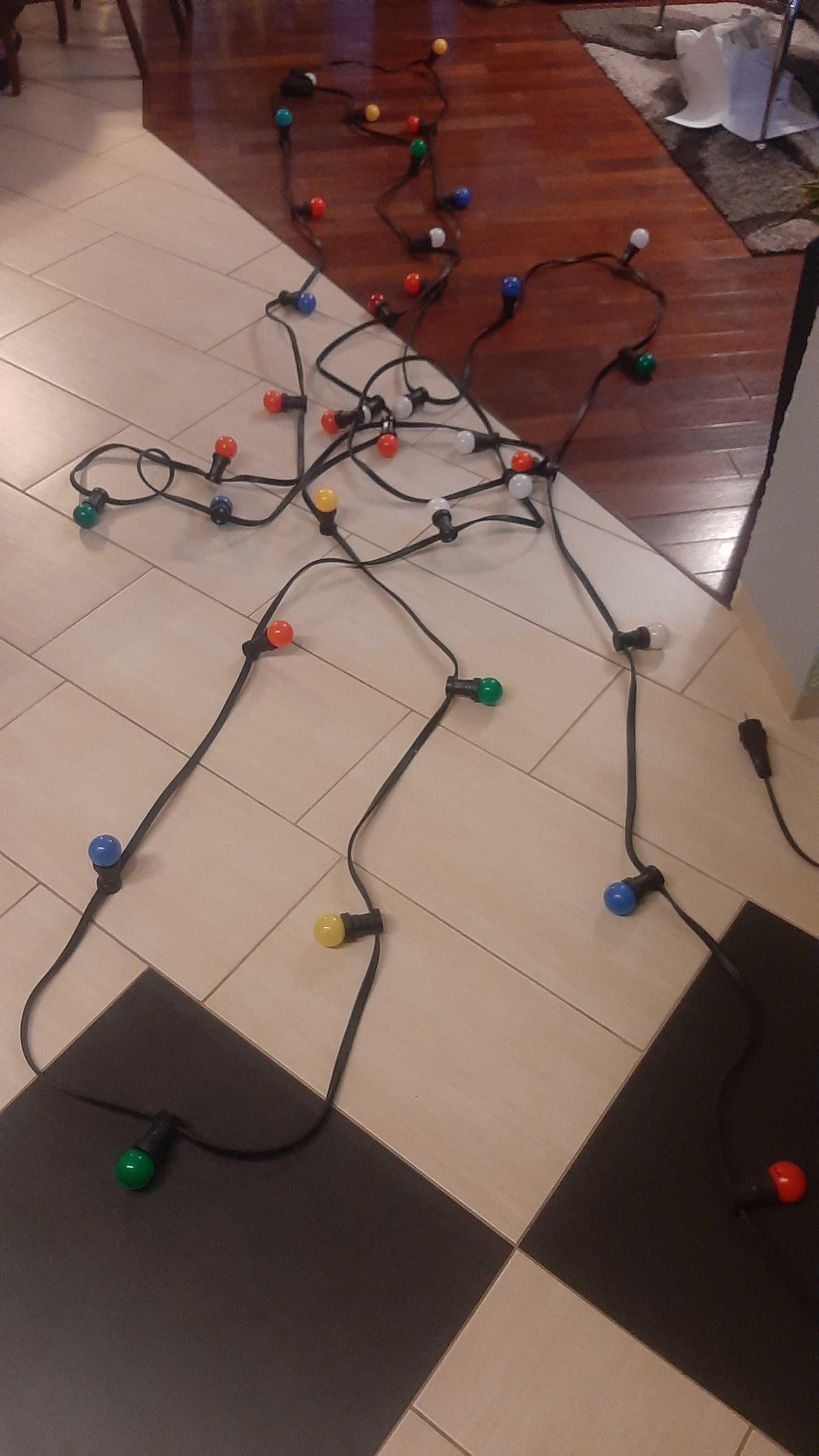 Lampki kolorowe  ( żarówkowe 20 mb 40 oprawek E27 )