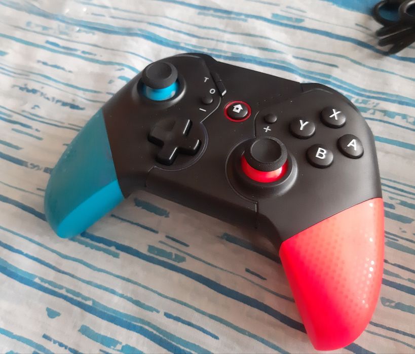 бездротовий контролер, сумісний з Nintendo Switch,Lite та ПК.