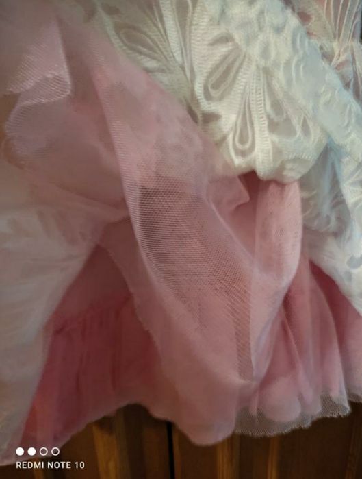 Святкова сукня  на 4 роки