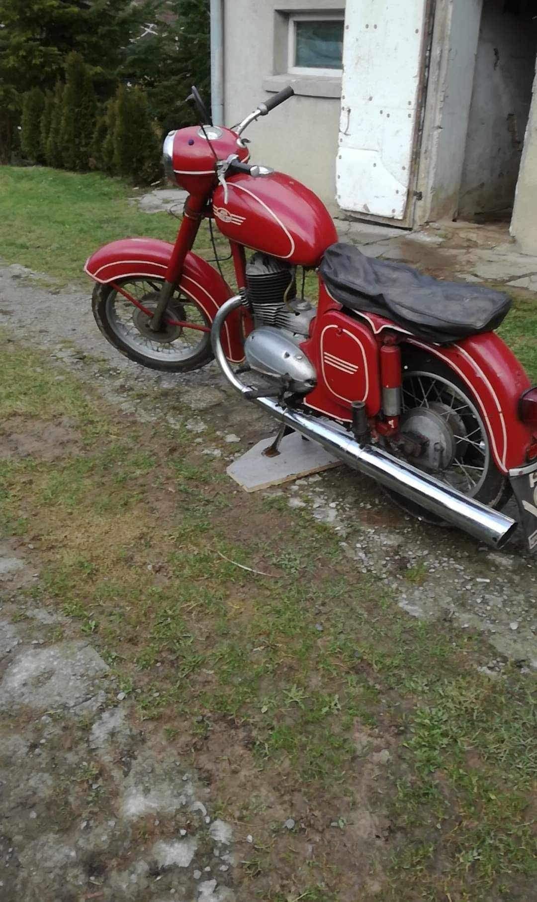 Jawa 353 w czesciach zarejestrowana i z przeglądem.