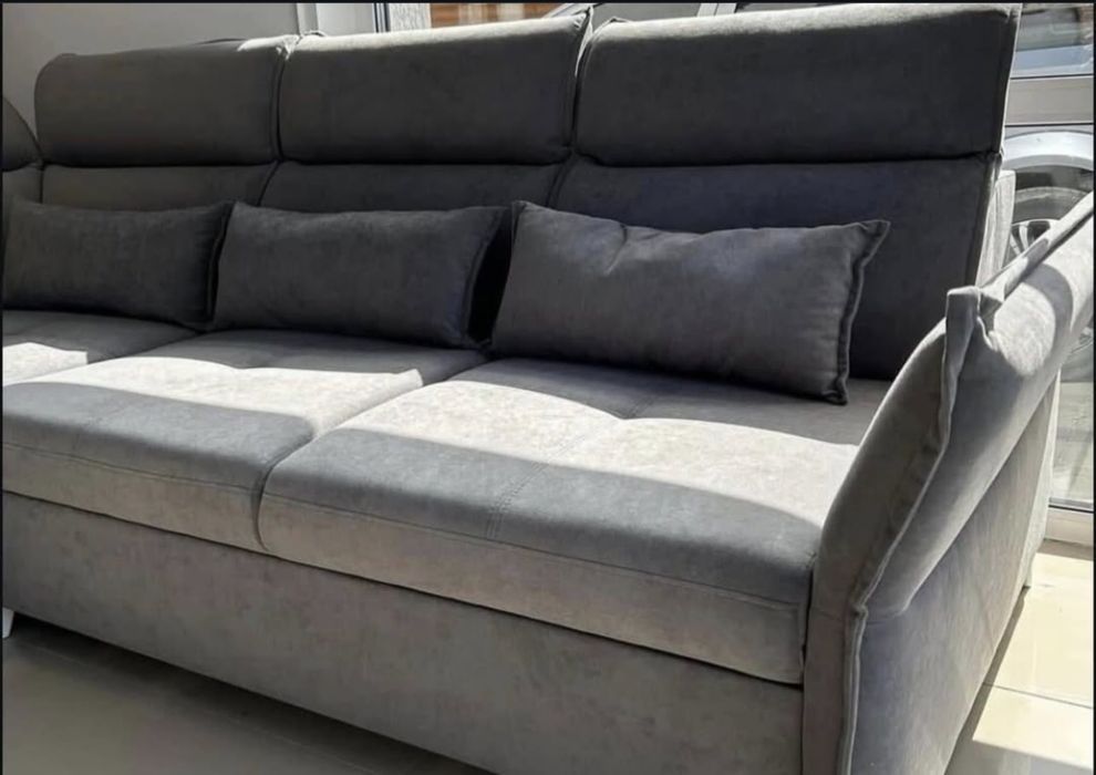 Кутовий диван Баррі розкладний з підголівниками на ніжках