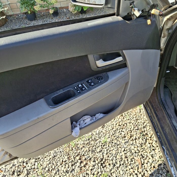 Разборка ВАЗ Приора хетчбек 2172