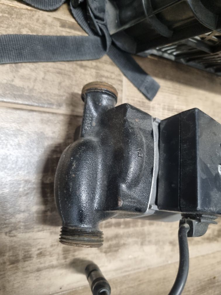 Pompa obiegowa grundfos 15- 55