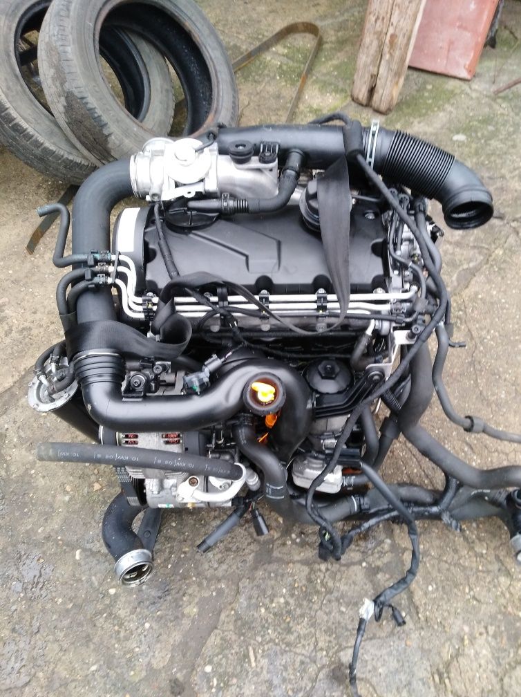 Silnik BKC BXE Touran Caddy Passat b6 golf V Jetta Octavii 1.9 tdi kpl