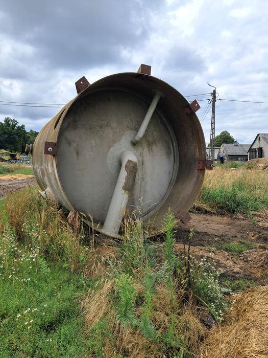 Zbiornik 25000l włókno szklane. Stan bdb