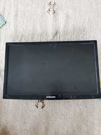 tv Samsung t22c300e