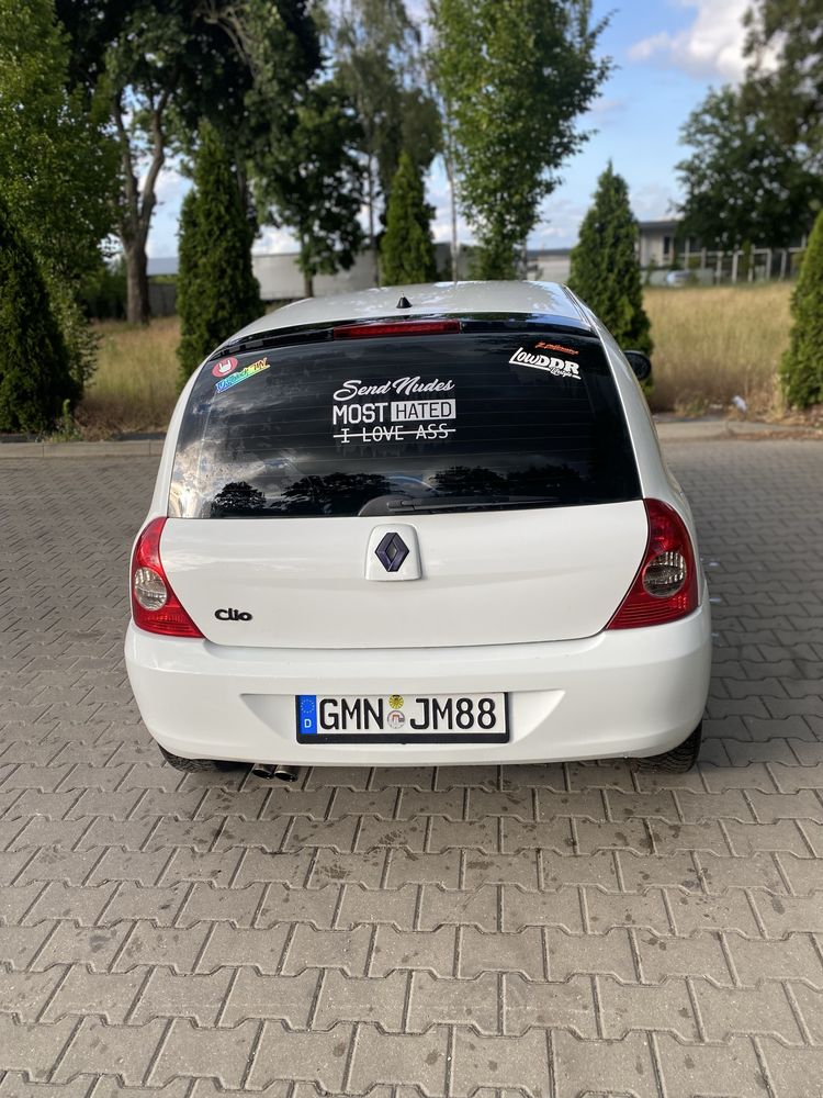 Swiezo sprowadzone Clio Campus