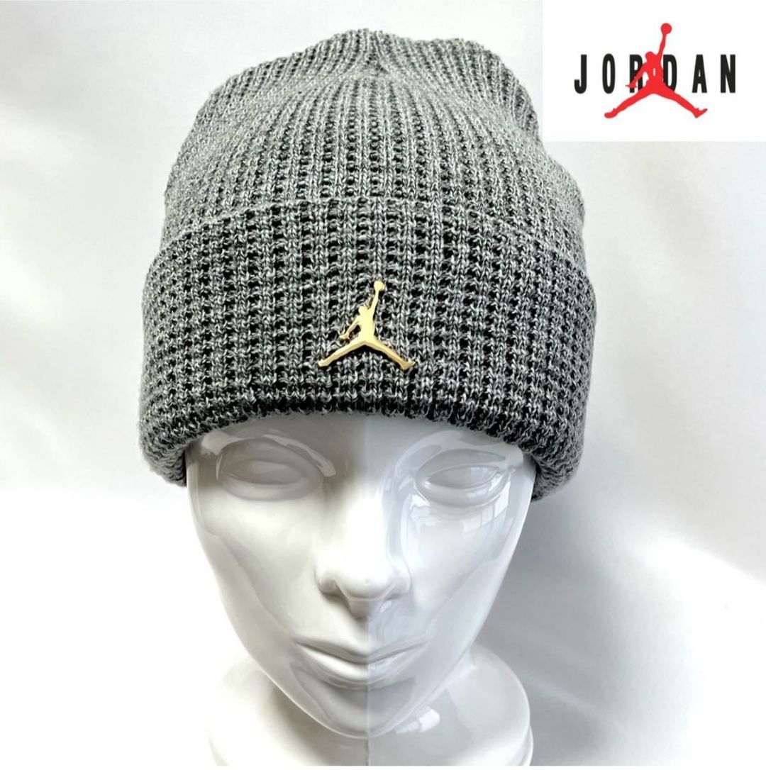 Шапка чоловіча сіра  jordan beanie utility metal jm dm8272-091, nike