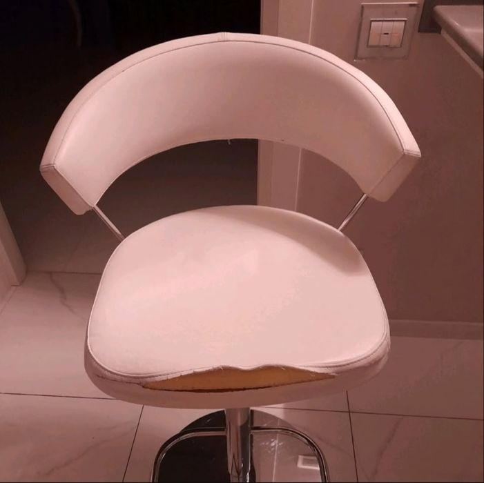 Перетяжка мягкой мебели