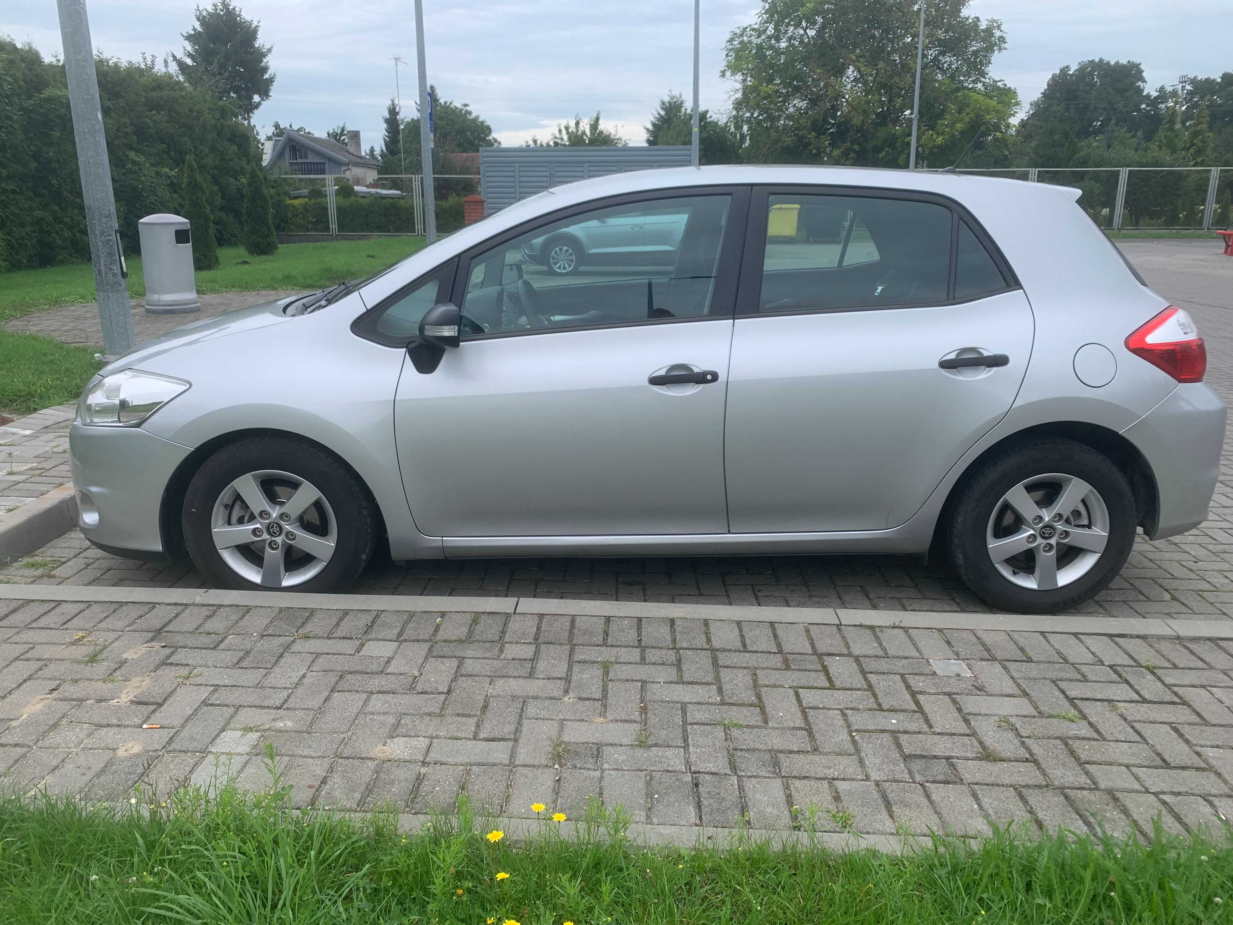 Toyota Auris 1,4 D4D 2012 ROK