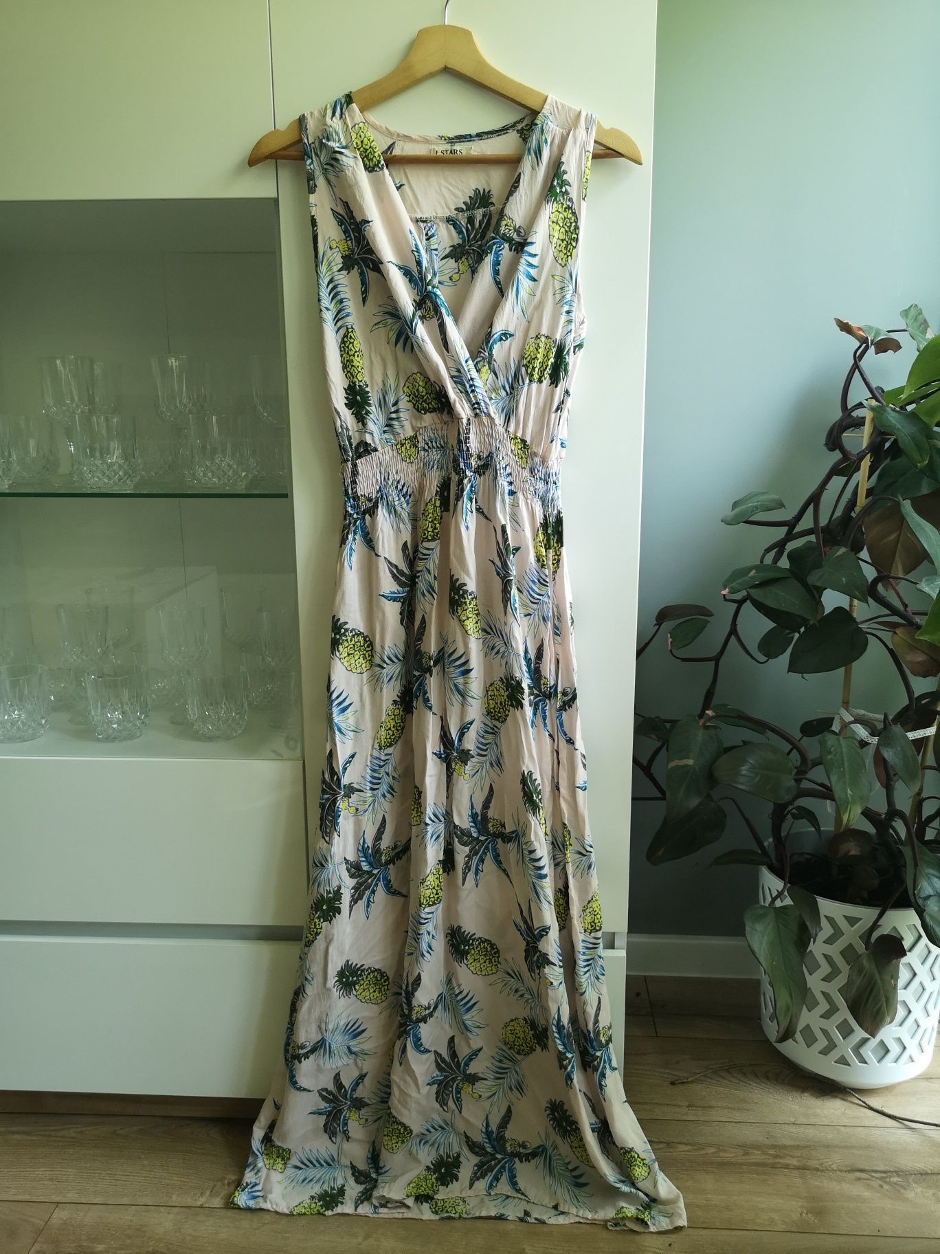 Sukienka damska letnia l-xl 40-42 długa maxi na grubych ramiączkach ró