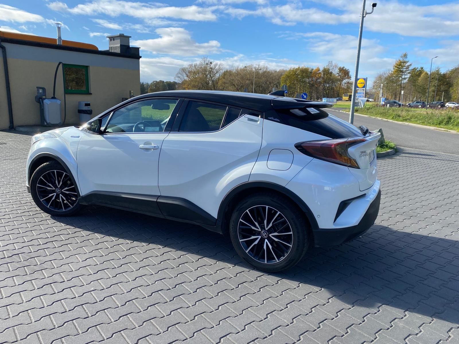 Toyota C-HR Toyota CHR 1.8 Hybrit Selection
