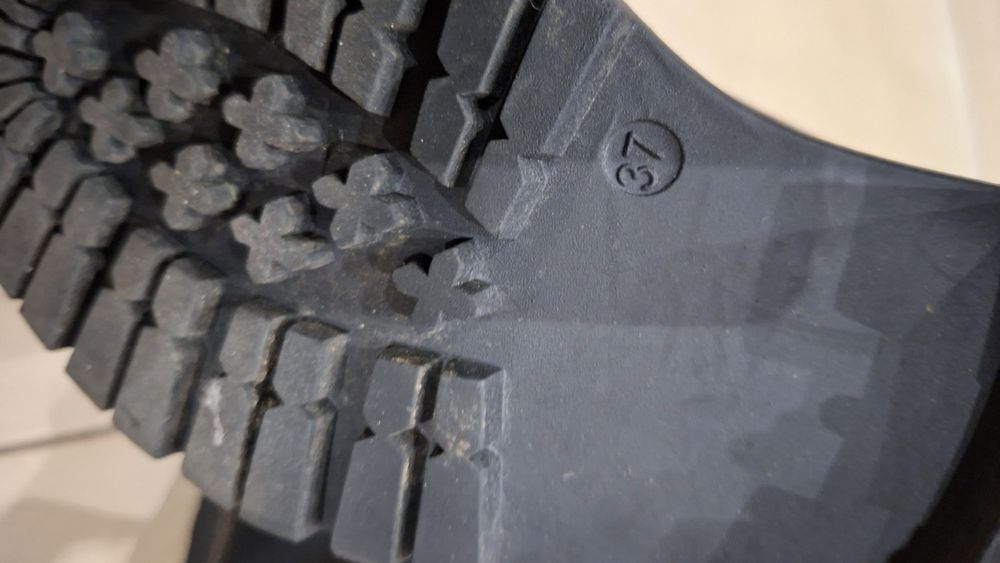 botki skórzane 37 wkl 23,5 wymiary na zdjęciach