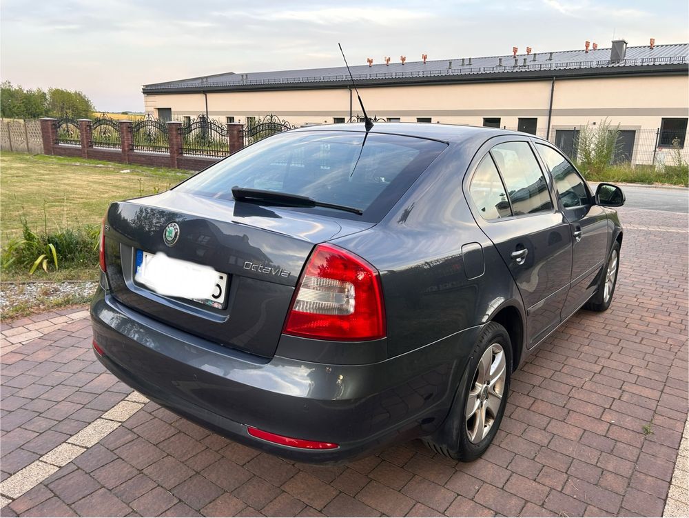 Skoda Octavia II lift klimatronik, tempomat, Pierwszy właści, Salon PL