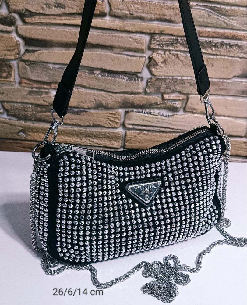 PRADA damska nowa torebka idelna na impreze