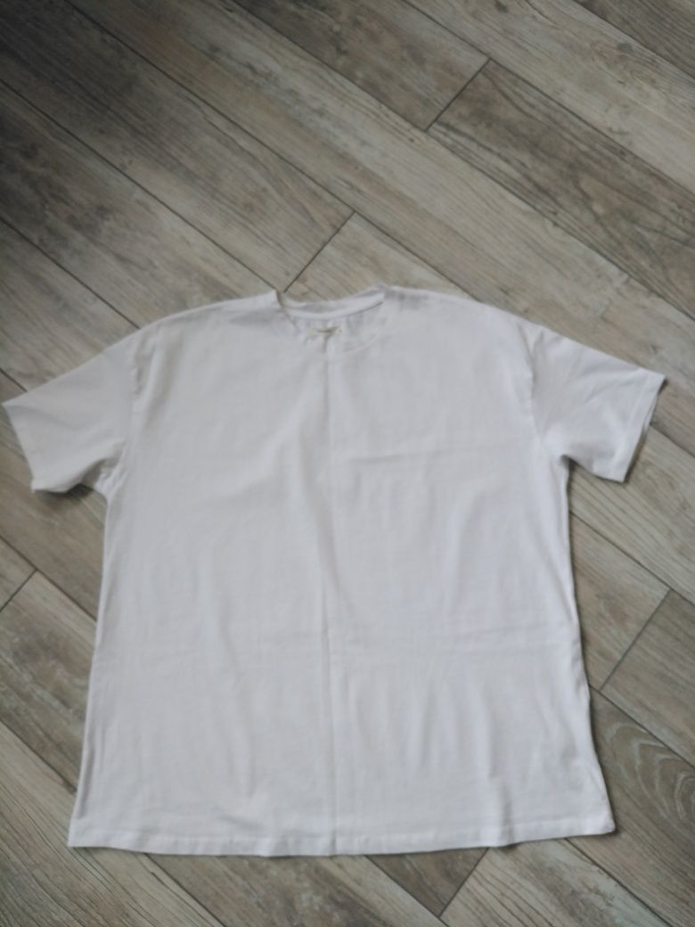 T-shirt oversize Reserved rozmiar M
