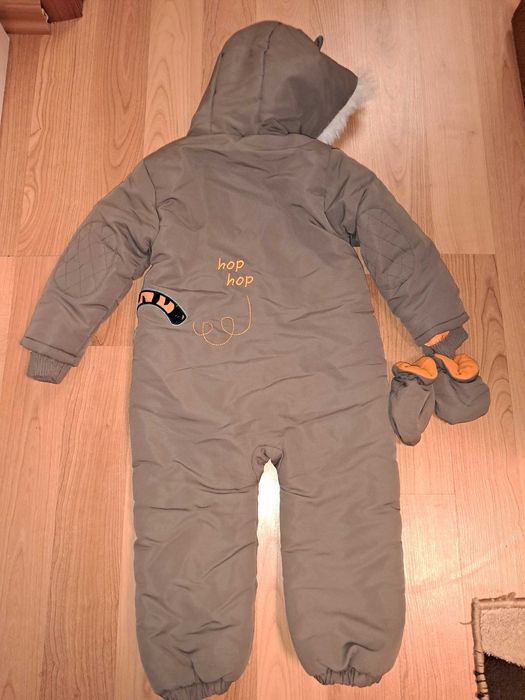 Зимовий комбінезон