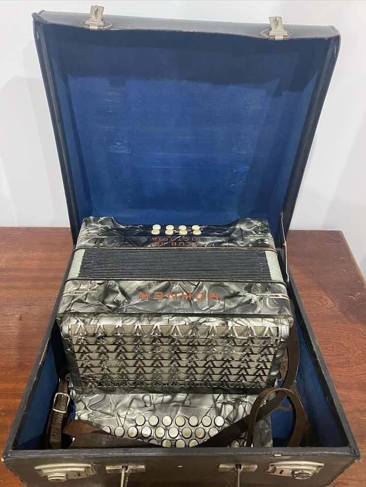 Hohner Club IIB Victoria