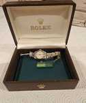 ROLEX OYSTER PERPETUAL DATE LADY Ref. 6919 de 1977  AÇO com 26mm