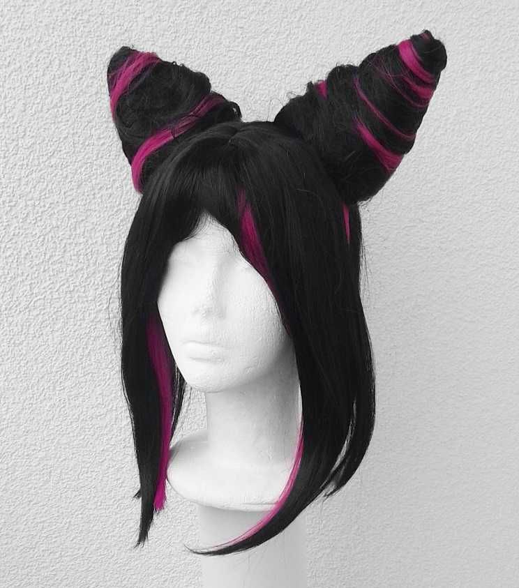 Juri Stree Fighter peruka z uszkami czarna różowe pasemka cosplay wig