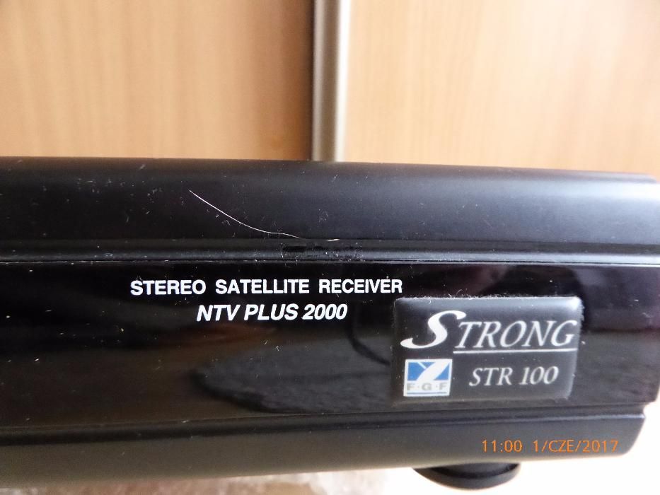 Cyfrowy tuner satelitarny Strong STR100