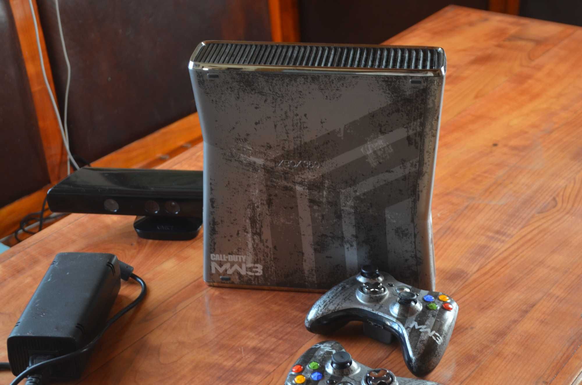 Konsola Xbox 360S Slim edycja limitowana Call Of Duty MW3 1TB