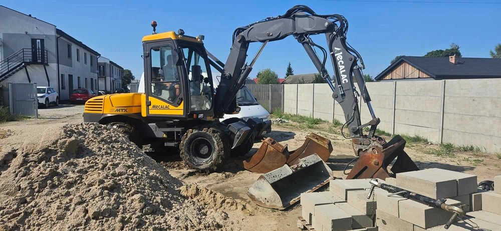 Usługi Mecalac koparko ładowarką, roboty ziemne, fundamenty,