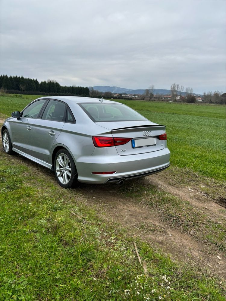 Audi A3 Limousine 1.6 TDI S-Line