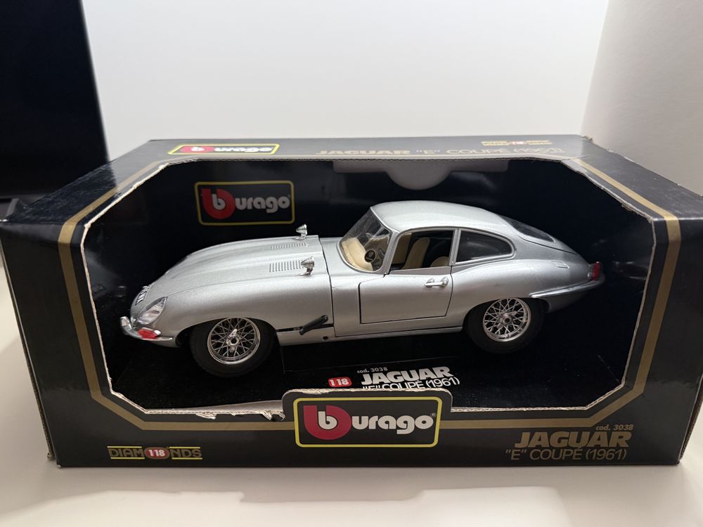 Jaguar “E” coupe 1/18