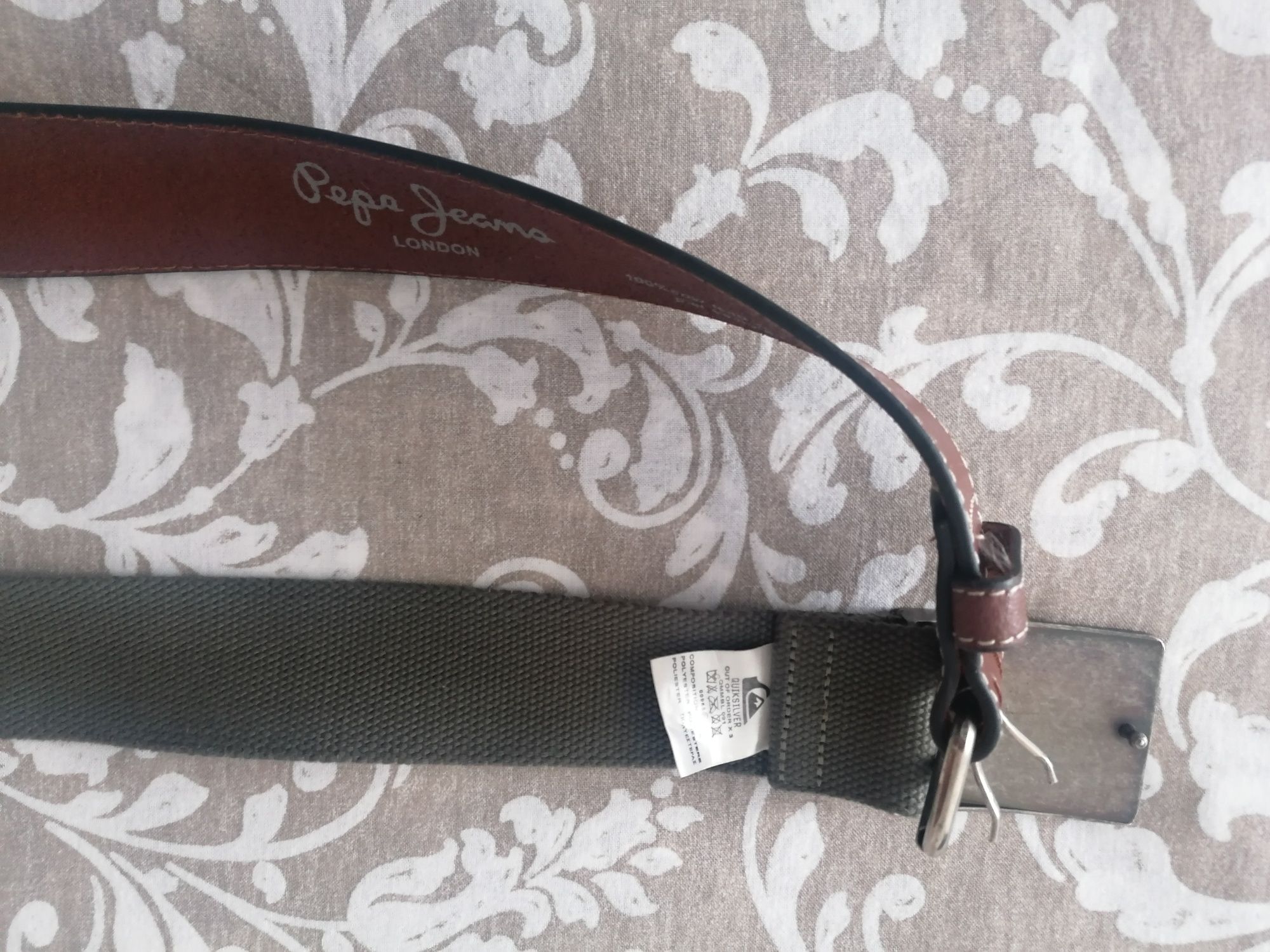 Cintos Quicksilver, Pepe Jeans  e outros.Também uma carteira de pele.