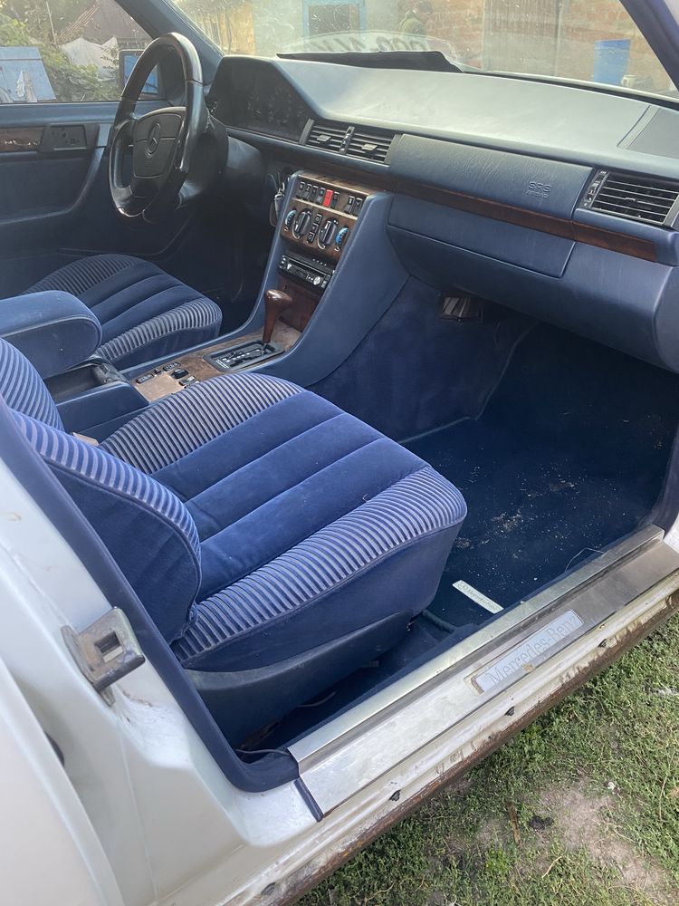 Продам Мерседес w124 5.0 Lorinser