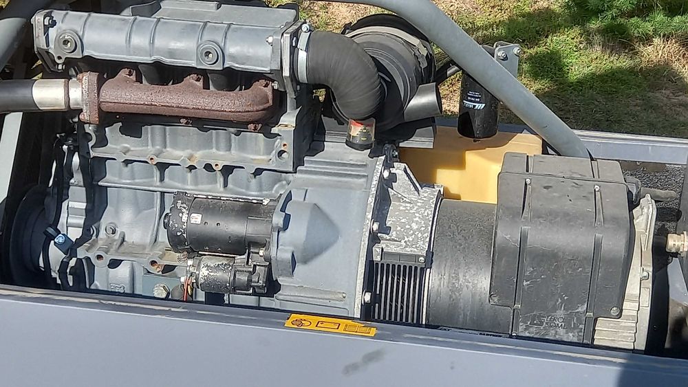 agregat prądotwórczy generator maszt atlas copco qax 20
