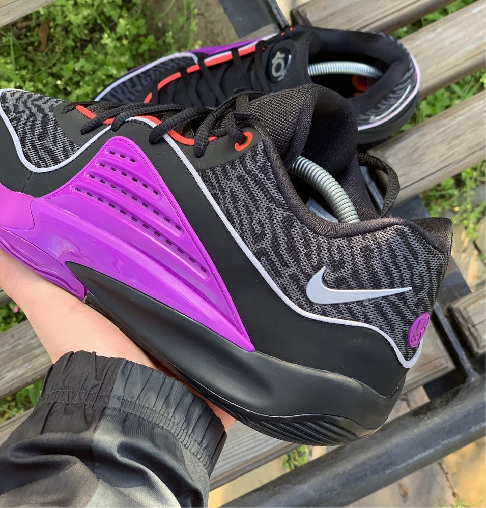 Баскетбольные кроссовки KD16 BLACK/VIVID PURPLE