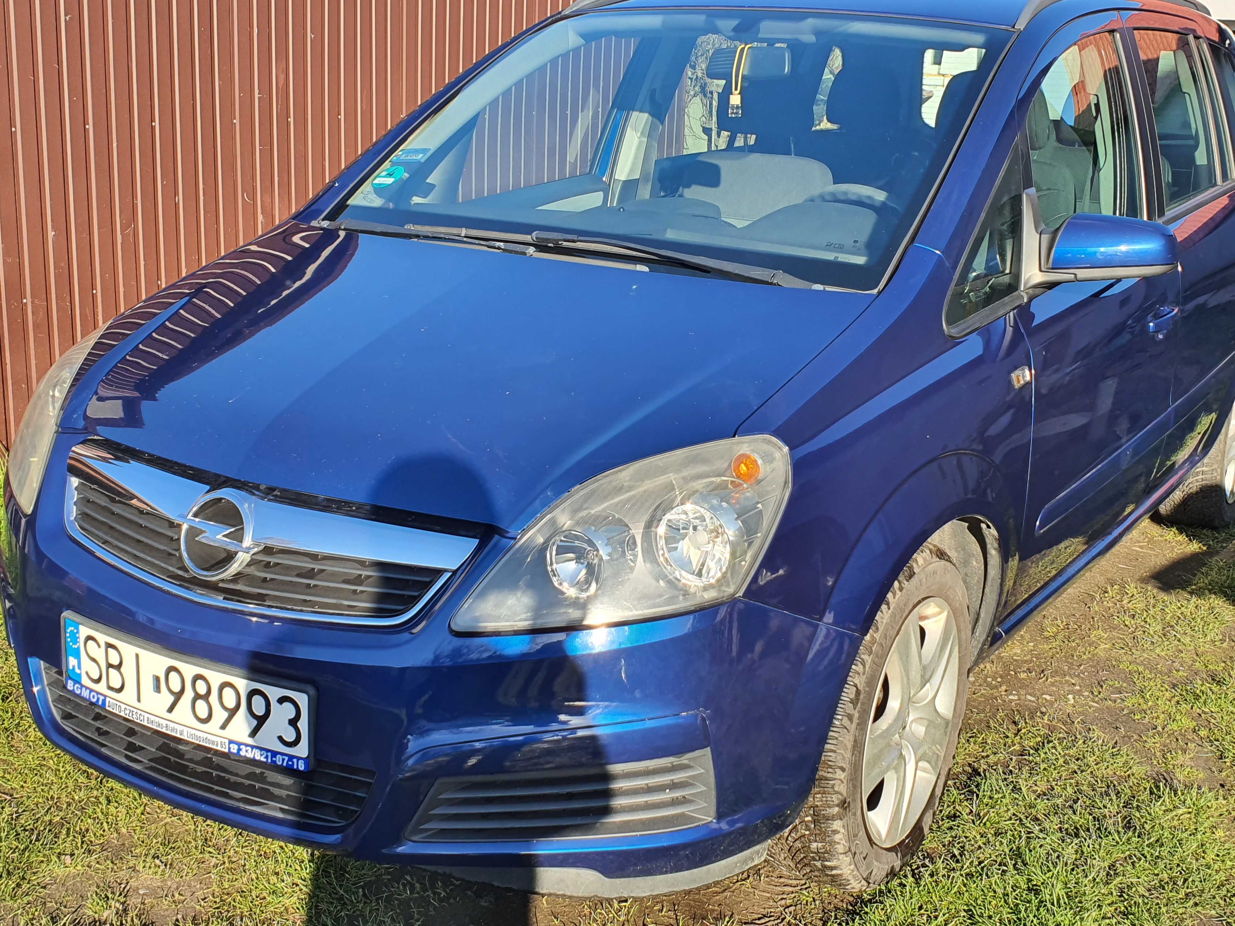 Sprzedam Opel Zafira 1.8 Family