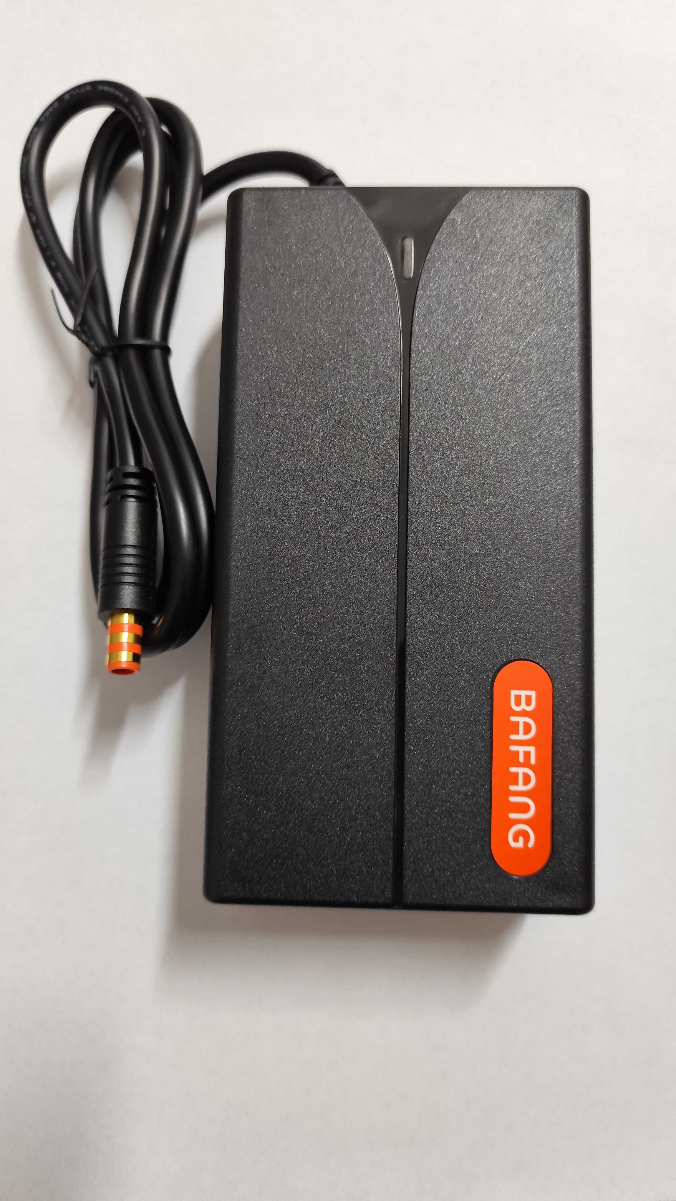 Ładowarka do rowerów elektrycznych BAFANG 2A C01 50,4V