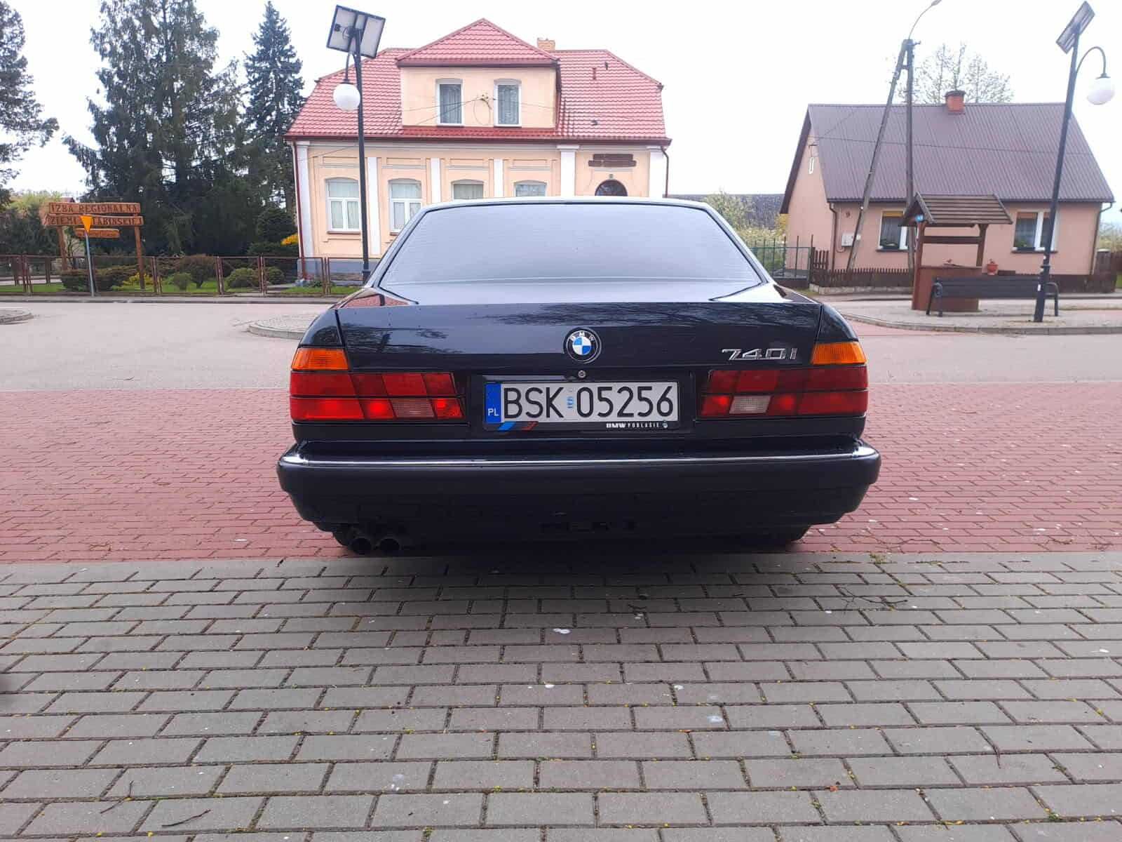 BMW E32 seria7 740i