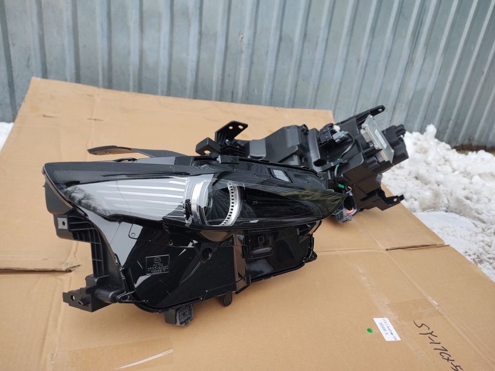 Фара Мазда сх30 сх5  Mazda cx30 сх5