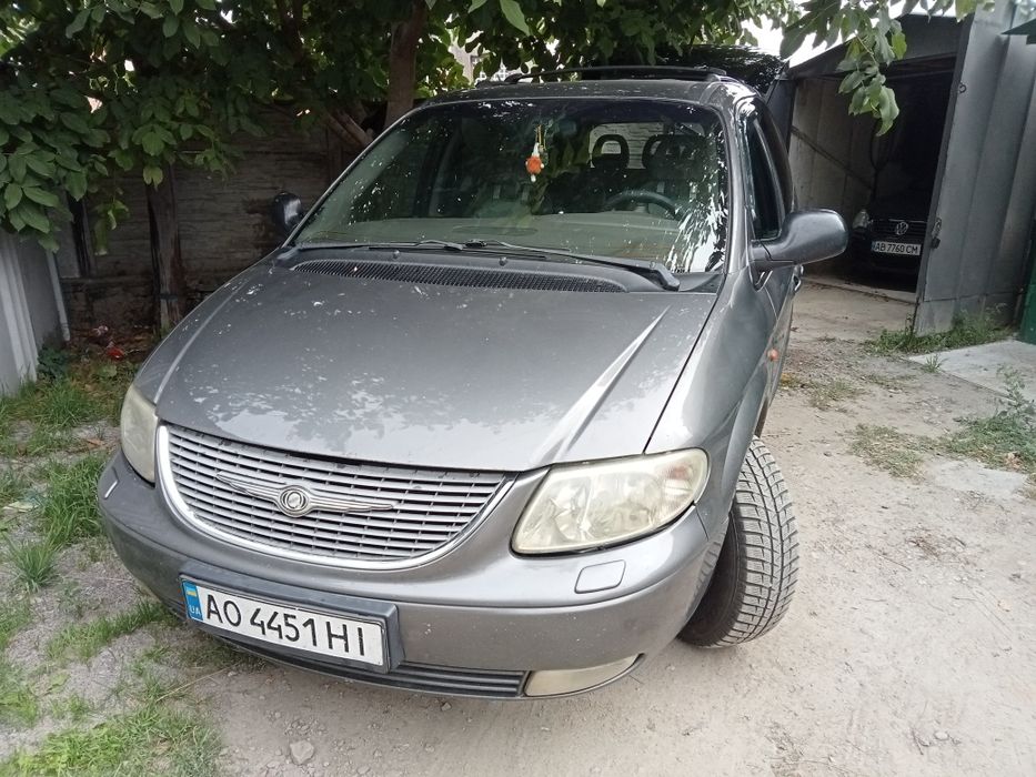 Продам Крайслер вояджер