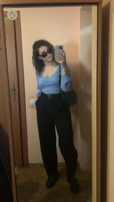 Блуза з квітковим принтом