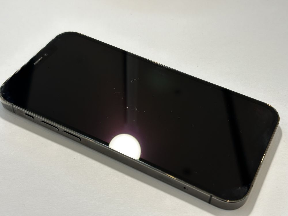 Apple iPhone 12 Pro 128GB Czarny/Graphite - używany