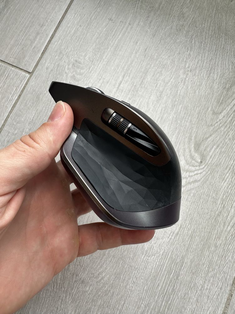 Myszka bezprzewodowa Logitech MX Master – używana, stan dobry