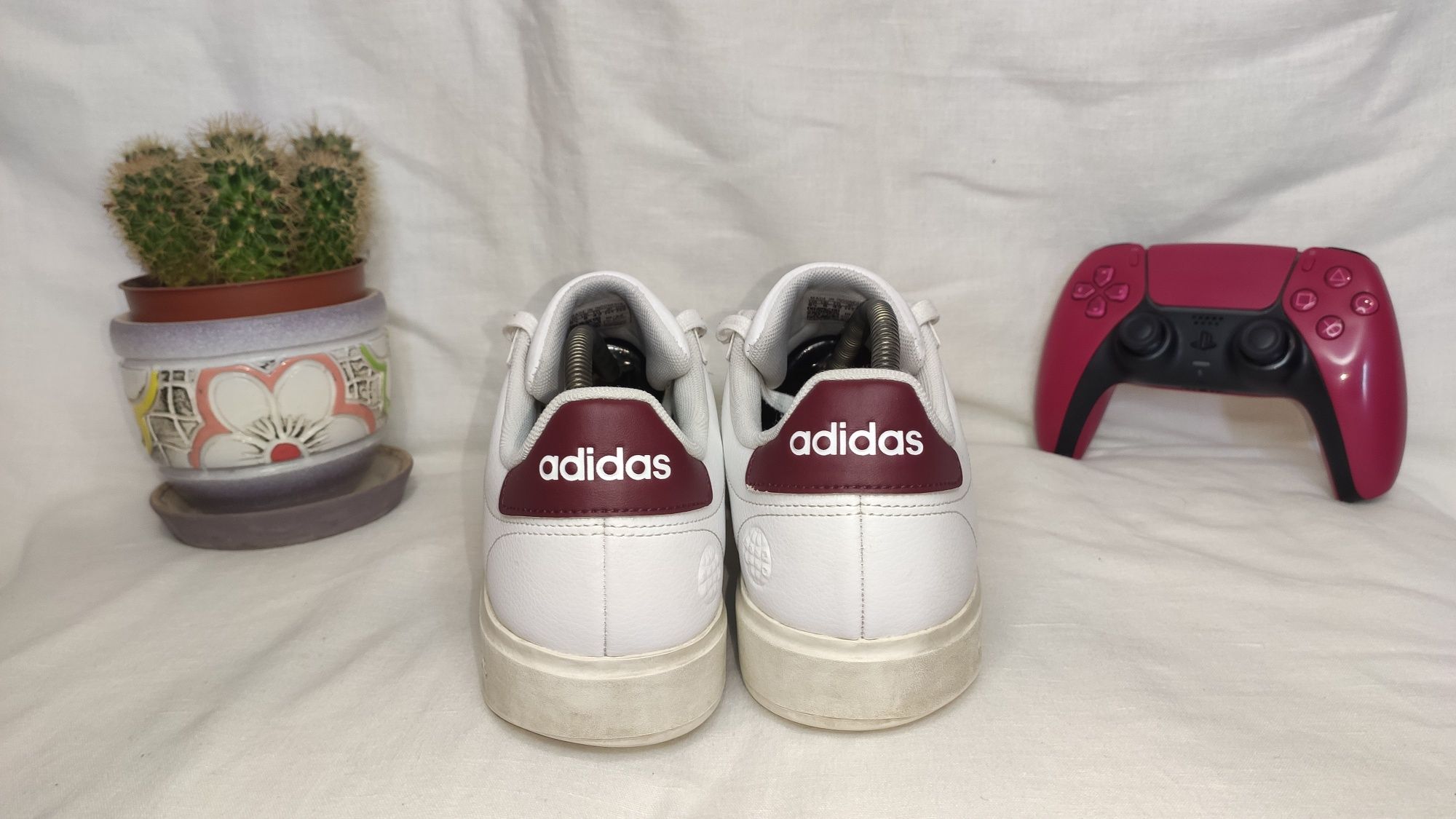 Продам кеди Adidas.Розмір 42