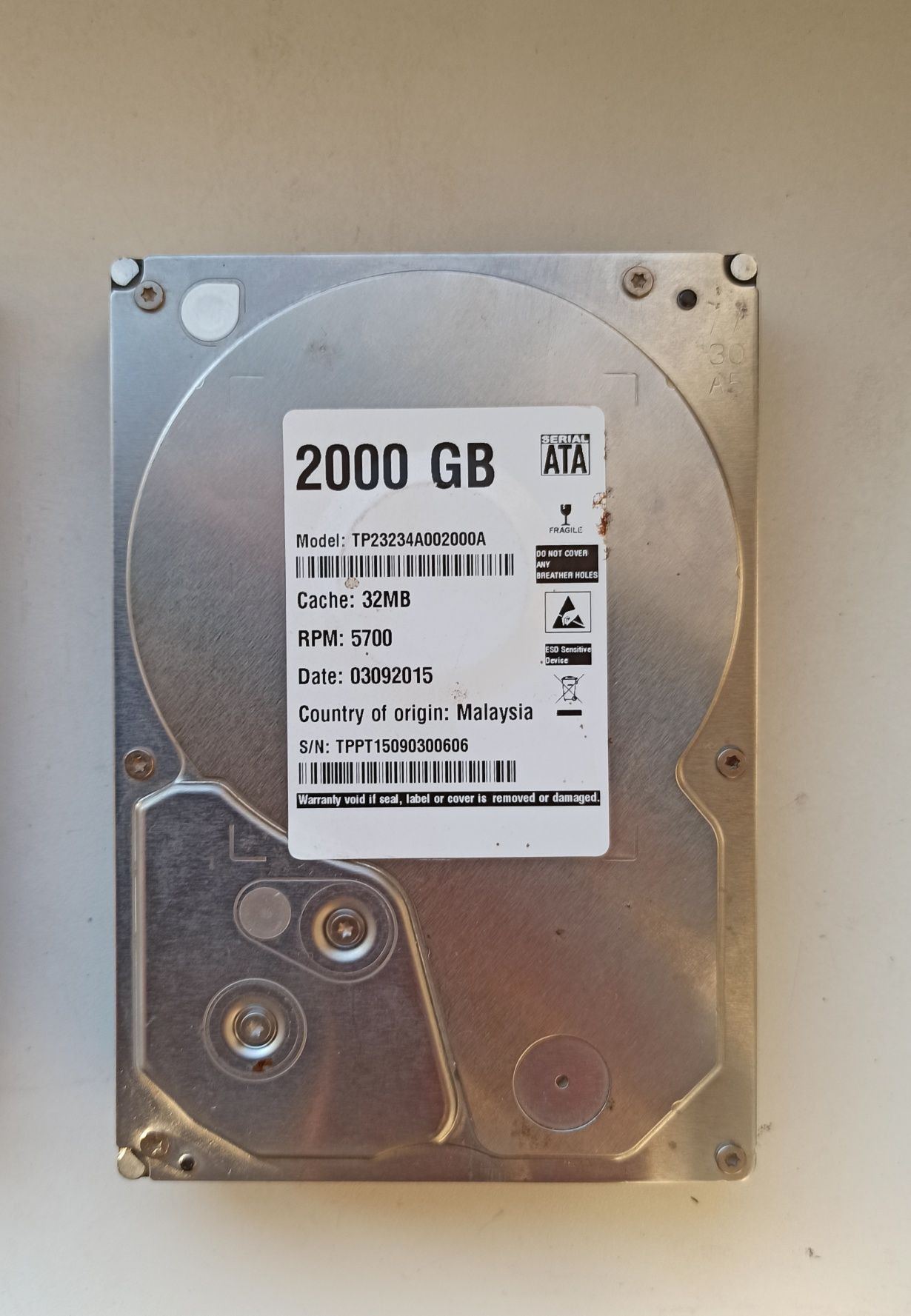 HDD диск на 2тб.
