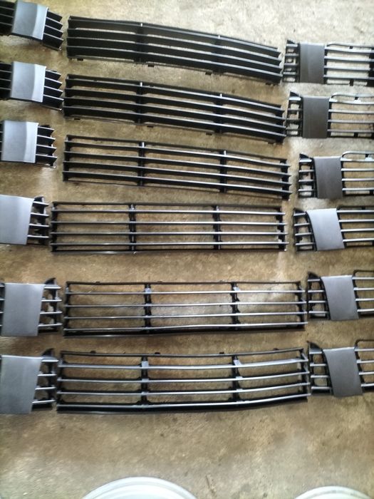 Решітки в бампер Пассат Б5 +