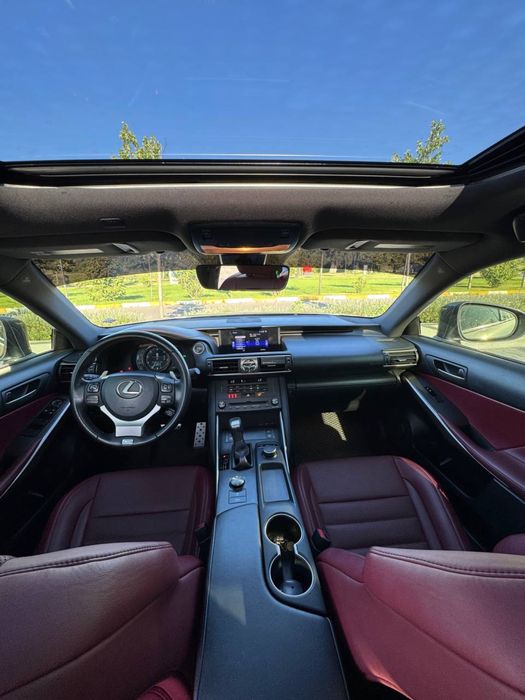 Lexus IS300 f-sport 2018