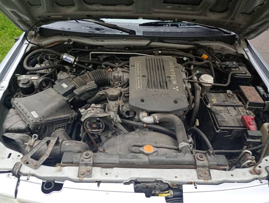 Mitsubishi pagero sport nativa montero 3.0 автомат, газ