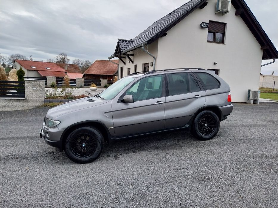 Bmw x5 E53 rok 2004