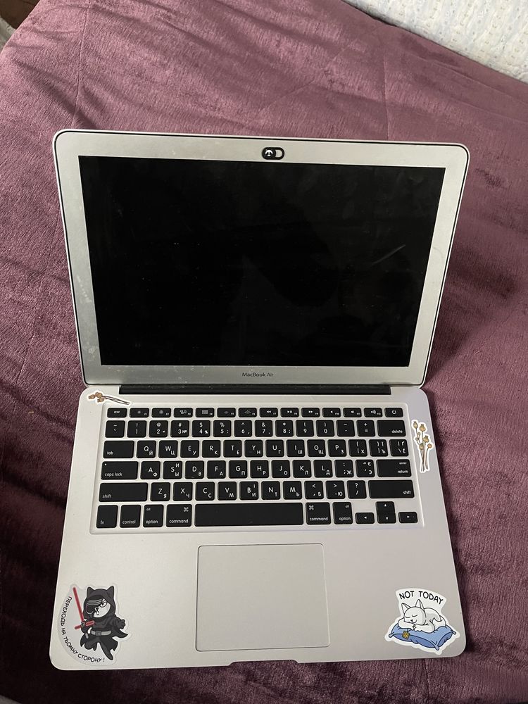 MacBook Air 13,3-дюймовий/4гб